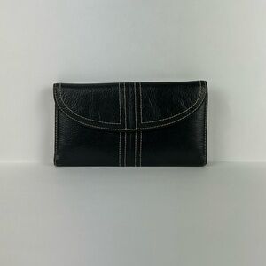 Buxton Black Leather Clutch Wallet